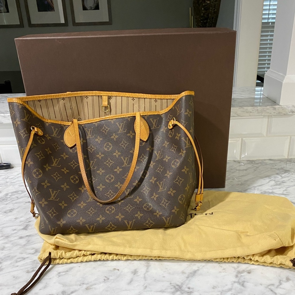 Authentic Louis Vuitton Neverfull MM